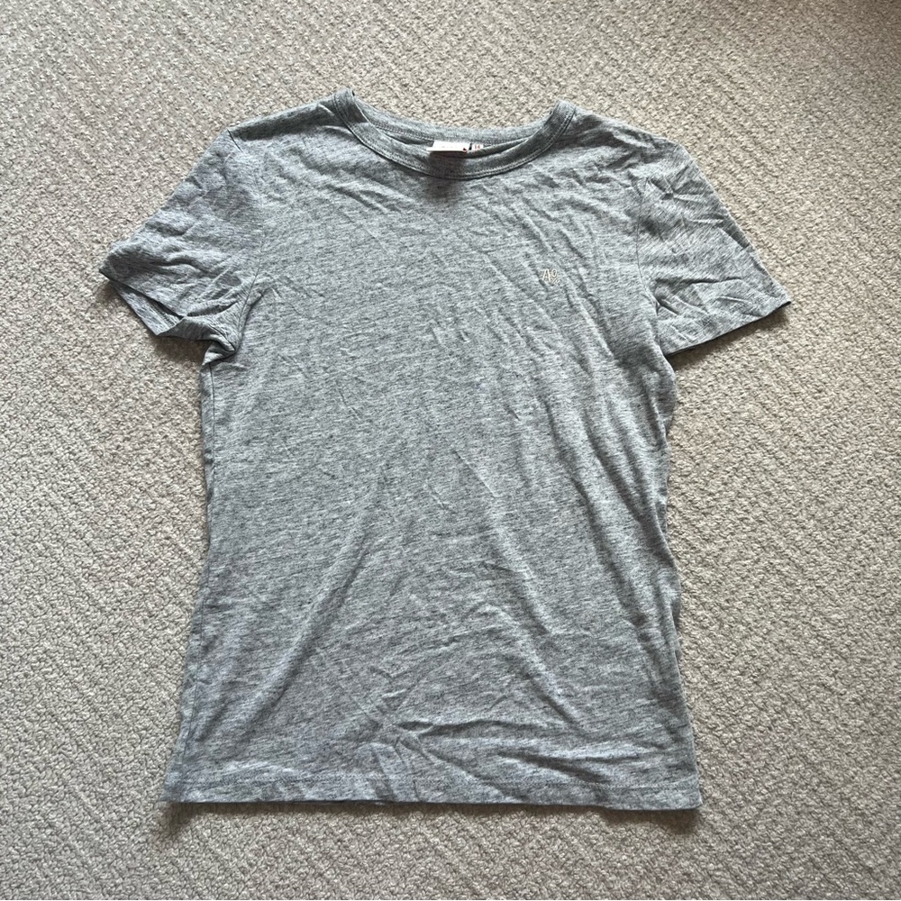 AO76 Crewneck Tee